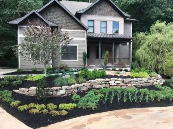 Etowah_Landscaper_landscapelandscapedesign_LaughterFamilyHardscapes.webp (14)